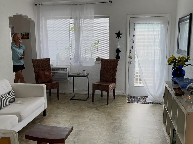 7445 Harding Ave #210 — Photo 4