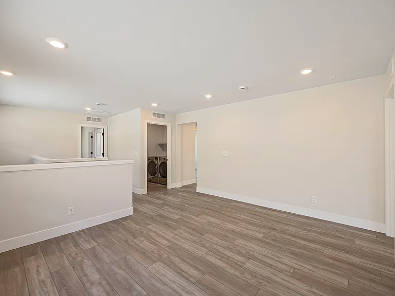5399 Century Pl NE — Photo 11