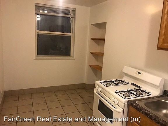 5th image of 6822 N Ashland Blvd APT 1G