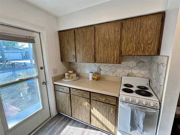 5100 Rilma Ave #0 — Photo 14