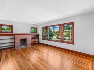 2408 Bartlett St, Oakland, CA 94601