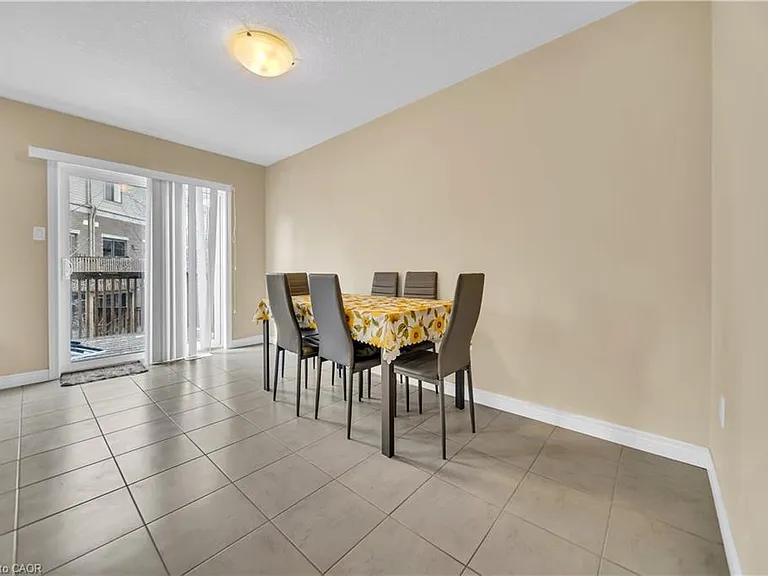 70 Willowrun Dr #G2 — Photo 13