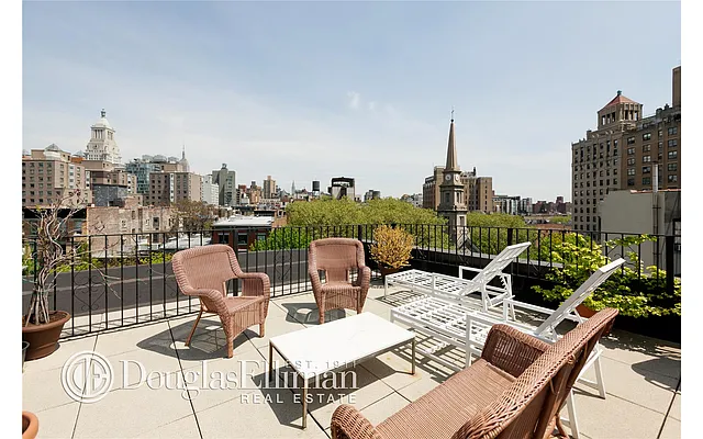 Sold by Douglas Elliman | media 4
