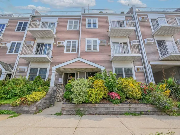 134 Beach 92nd Street #2B, Far Rockaway, NY 11693