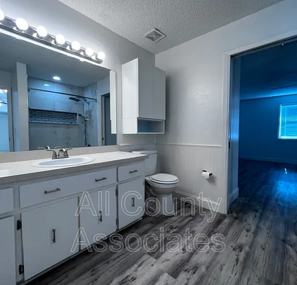 6431 Drexel Dr #8 — Photo 8