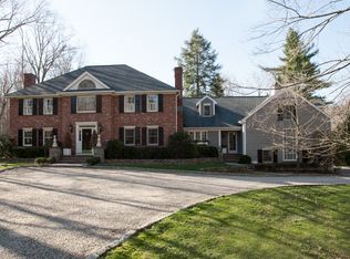 612 Silvermine Rd, New Canaan, CT 06840