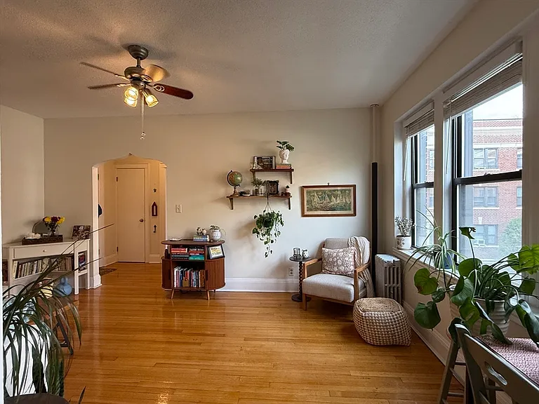 145 Englewood Ave #33 — Photo 6