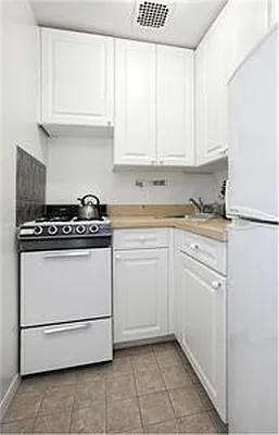 Sold by Douglas Elliman | media 9