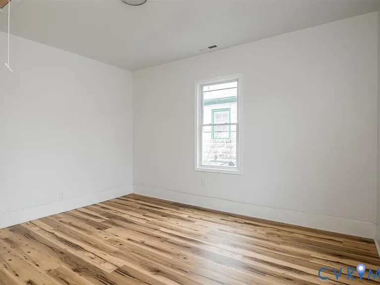 2726 Alexander Ave — Photo 14
