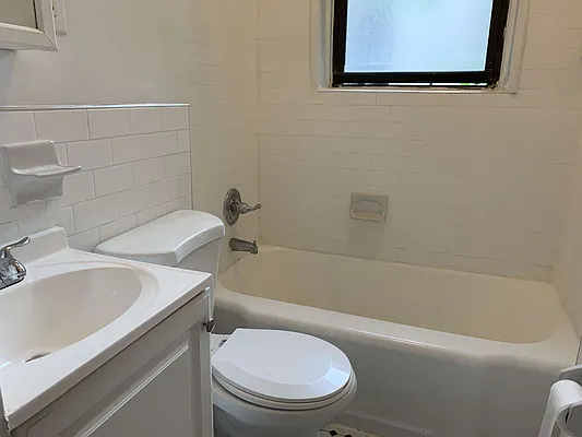 Rented by GPA Realty | media 18