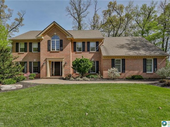 5531 Kurt Dr, Allentown, PA 18104
