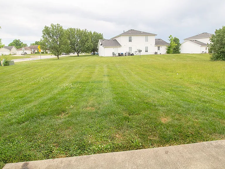 1602 High Quest Cir — Photo 19