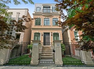 1320 N Leavitt St, Chicago, IL 60622