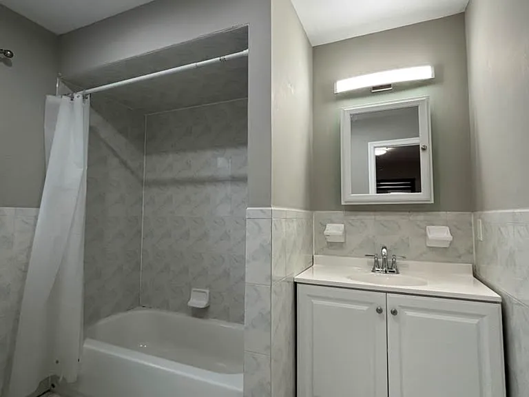 161-163 Sussex Ave #3 — Photo 5