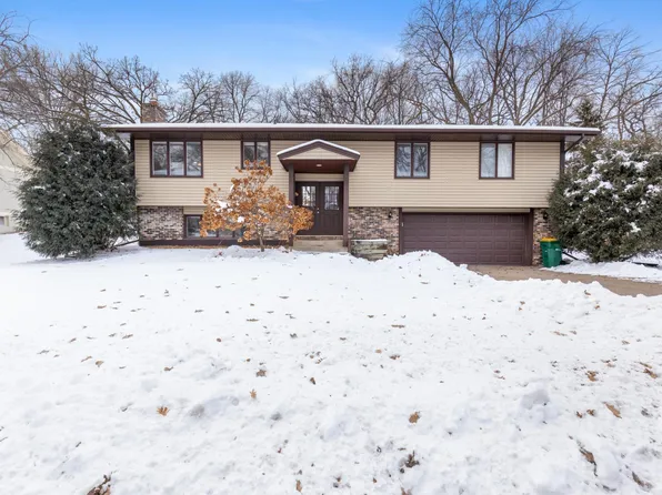 303 Heather Ln, Long Lake, MN 55356