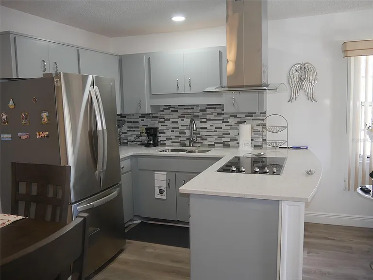 6165 Chesham Dr #5 — Photo 6