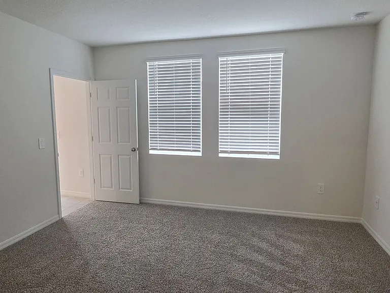 3916 Giorgio Dr — Photo 11