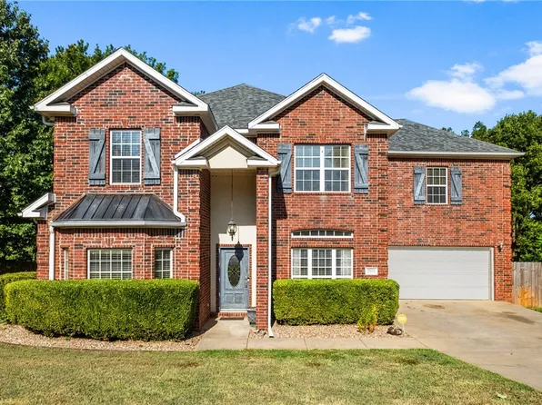 2993 N Dorchester Dr, Fayetteville, AR 72703
