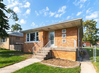 4440 Blanchan Ave, Brookfield, IL 60513