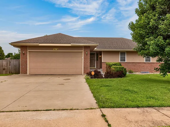 3909 SW 40th St, Topeka, KS 66610