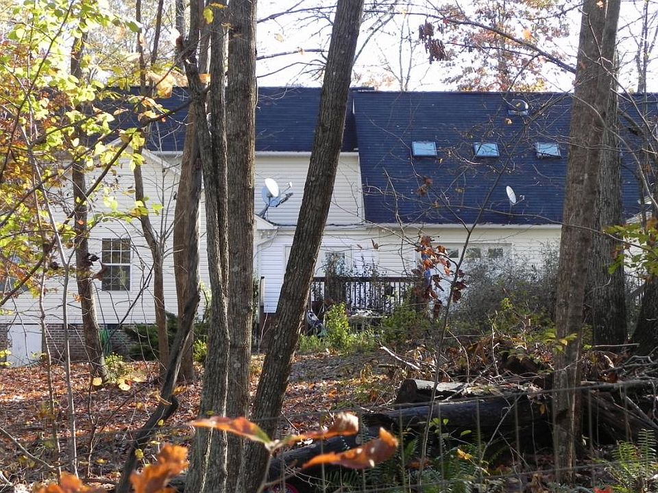 2nd image of 2614 Siler Rd