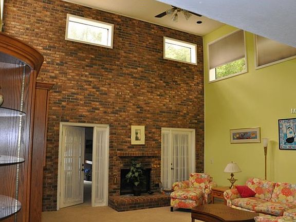 3rd image of 231 Pine Cone Ln