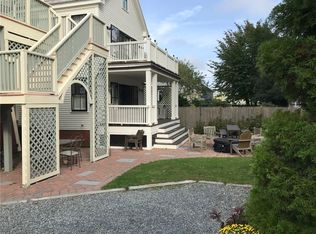 48 Elm St #2, Newport, RI 02840