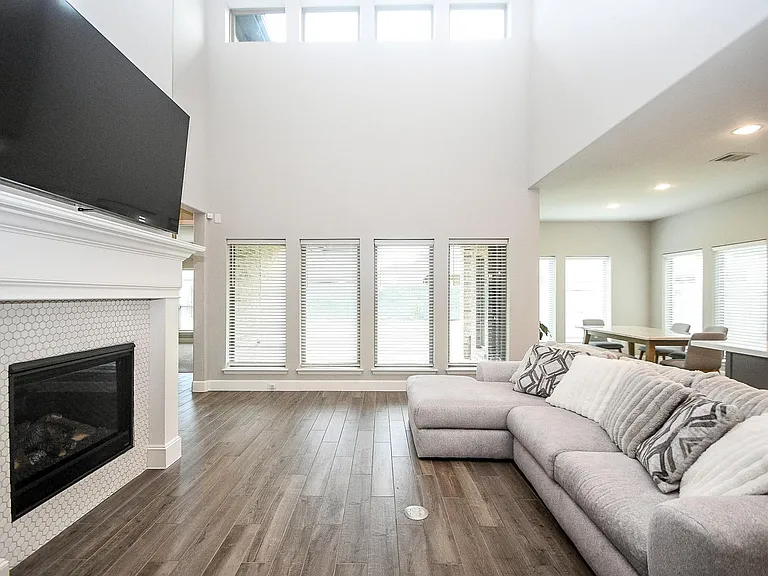 4207 Ana Ridge Ln — Photo 6