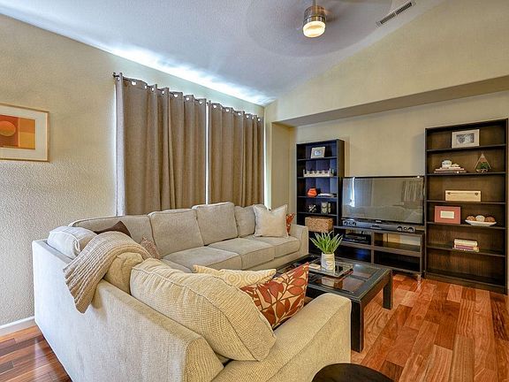 4th image of 2136 Bellevue Ranch