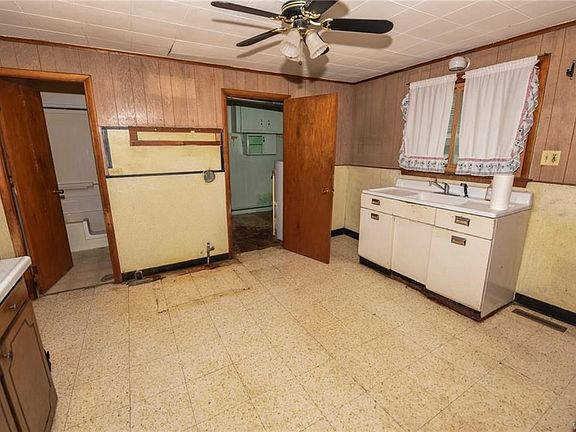 2nd image of 57 Hagen Ave