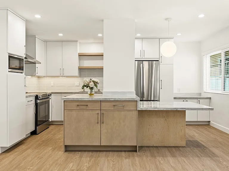 117 Strand St #1 — Photo 2