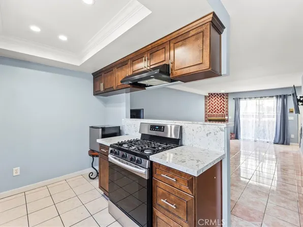 9834 Sepulveda Blvd Unit 117, North Hills, CA 91343
