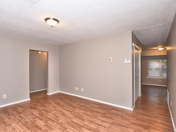 4th image of 450 W 149th St S