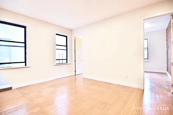 Rented by Bohemia Realty Group | media 18