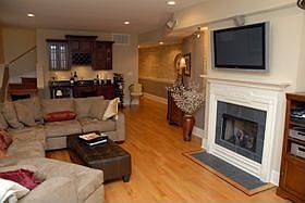 4th image of 3933 N Marshfield Ave APT 1N
