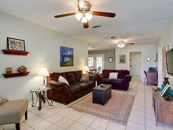 2nd image of 106 Janet Dr