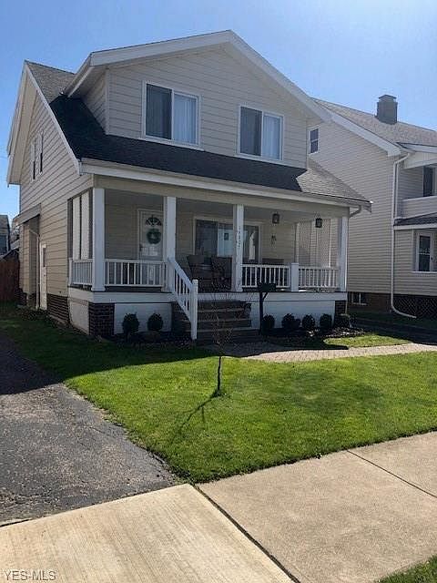 1st image of 14807 Leonard Ave