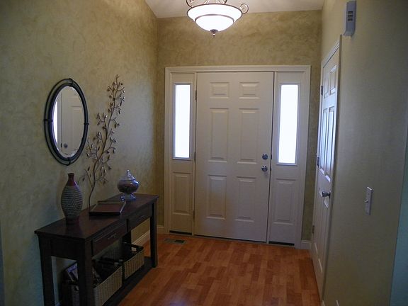 Front Entryway