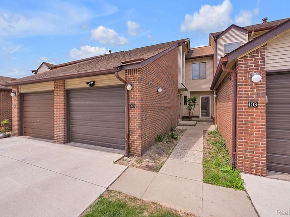 3rd image of 6689 Ridgefield Cir APT 203