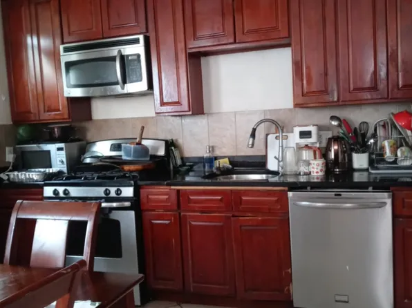 23 Vroom Street image 3 of 6