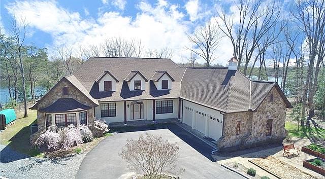 1st image of 5 Eagles Nest Ln