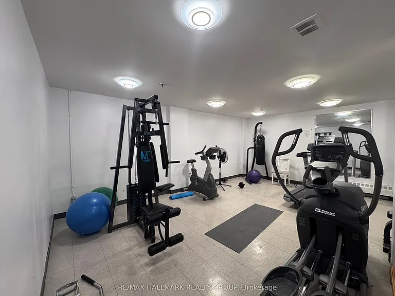 2400 Virginia Dr #510 — Photo 36
