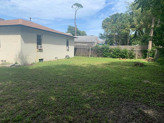 2nd image of 633 Magnolia Ave #635