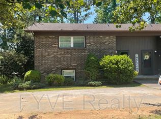 8736 Gleason Dr, Knoxville, TN 37923