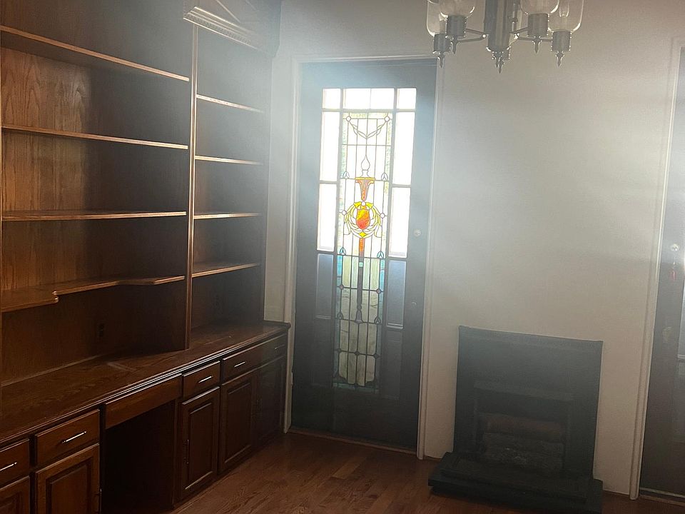 Office space with doors to back deck