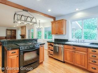 1736 Palisades Terrace Dr, Lake Oswego, OR 97034