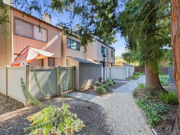 536 Woodside Oaks APT 7, Sacramento, CA 95825