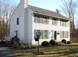 64 Naticook Rd, Merrimack, NH 03054