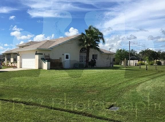 5th image of 3037 SE Galt Cir