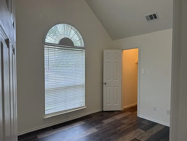 509 Avalanche Dr — Photo 6